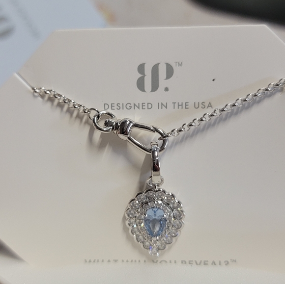 Bomb Party OG Earrings - Picture 4 of 4